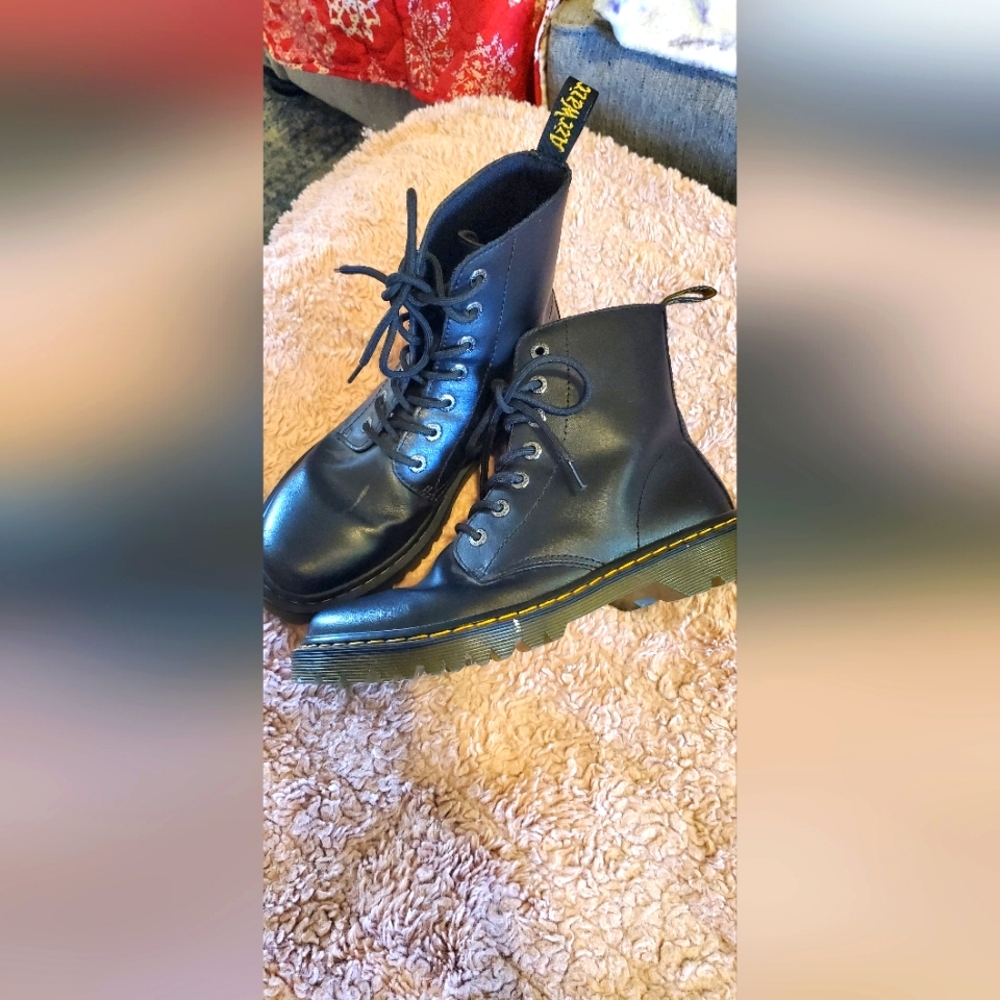 Boots Doc Marten